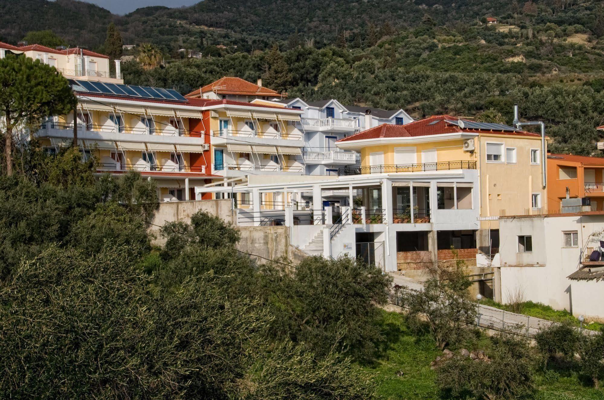 ليغيا Hotel Dimitra المظهر الخارجي الصورة